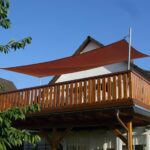 Rotes Balkon Sonnensegel