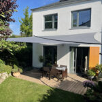 Graues Sonnensegel für die Terrasse